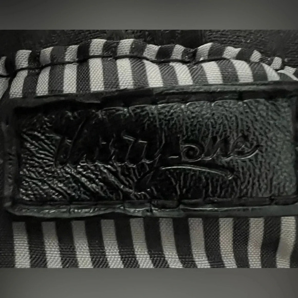 Thirty One | ladies crossbody handbag. - Picture 11 of 16
